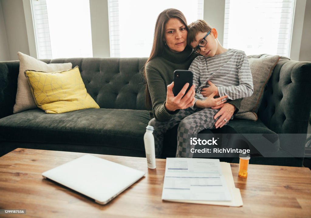 istockphoto-1299187556-1024x1024.jpg